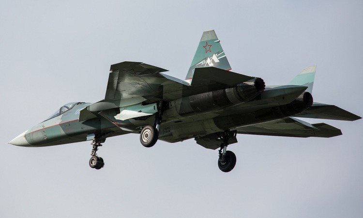 Bang chung cho thay Su-57 Nga tang hinh kem xa F-22 cua My-Hinh-15