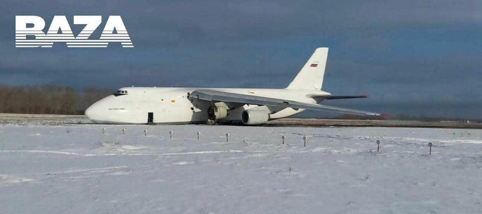 May bay khong lo An-124 Ruslan Nga suyt 