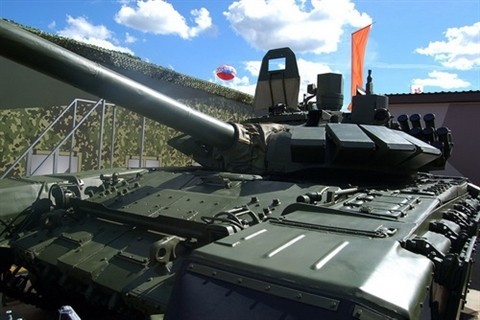Nga dung xe tang T-72B3M lam doi trong voi K2 tai Kaliningrad-Hinh-2