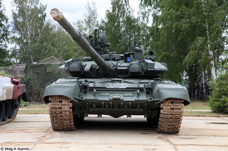 Nga dung xe tang T-72B3M lam doi trong voi K2 tai Kaliningrad-Hinh-7