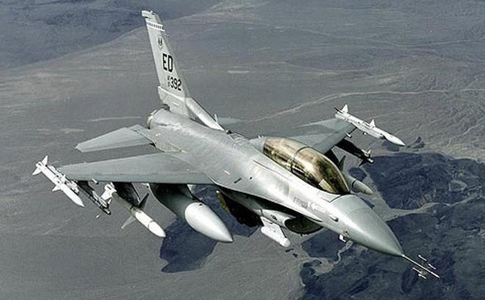 Tiec nuoi phi doi F-16V cuc manh cua Dai Loan phai nam dat-Hinh-2