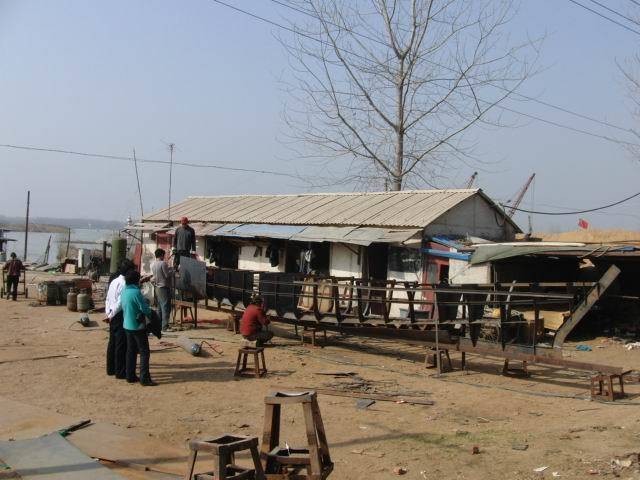 Ngo ngang tuan duong ham ten lua Ticonderoga 