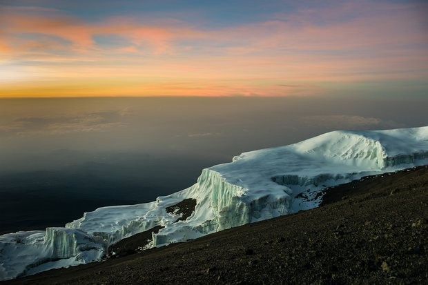 Dep ngo ngang cung duong leo nui Kilimanjaro-Hinh-9