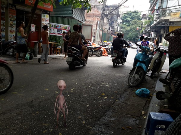 “Nguoi ngoai hanh tinh” vua ghe tham Ha Noi?