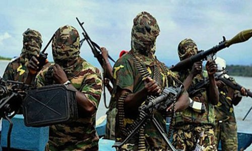 Danh bom tu sat kinh hoang o Nigeria, 11 nguoi thiet mang