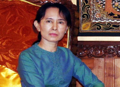 Cuoc doi nguoi phu nu noi tieng nhat Myanmar-Hinh-6