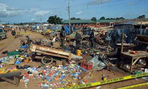 Danh bom lieu chet lien hoan tai Nigeria, 80 nguoi thuong vong