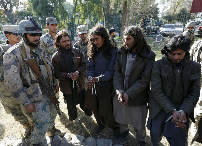 Muon mat cac chien binh Taliban o Afghanistan-Hinh-2
