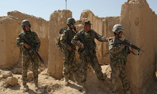 Afghanistan lap luc luong dac nhiem moi danh IS