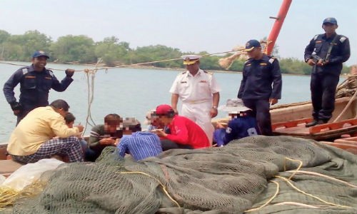 Malaysia da bat giu tau ca cung 14 ngu dan Viet Nam