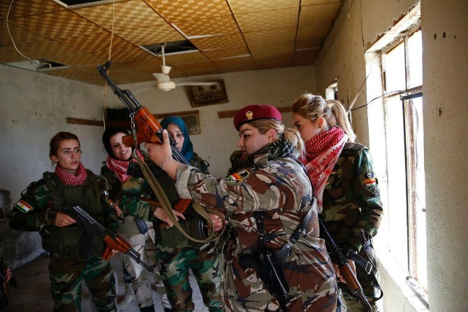 Nhung “bong hong” Yazidi trong cuoc chien chong phien quan IS-Hinh-4