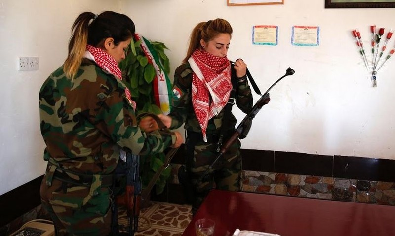 Nhung “bong hong” Yazidi trong cuoc chien chong phien quan IS-Hinh-9