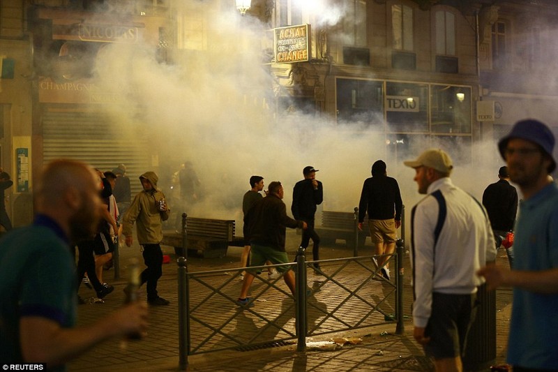 Hinh anh au da du doi tai Lille mua Euro 2016-Hinh-5