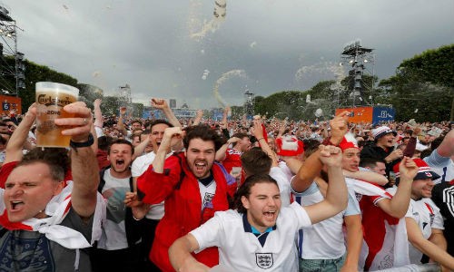 Nhung cung bac cam xuc cua co dong vien EURO 2016-Hinh-9