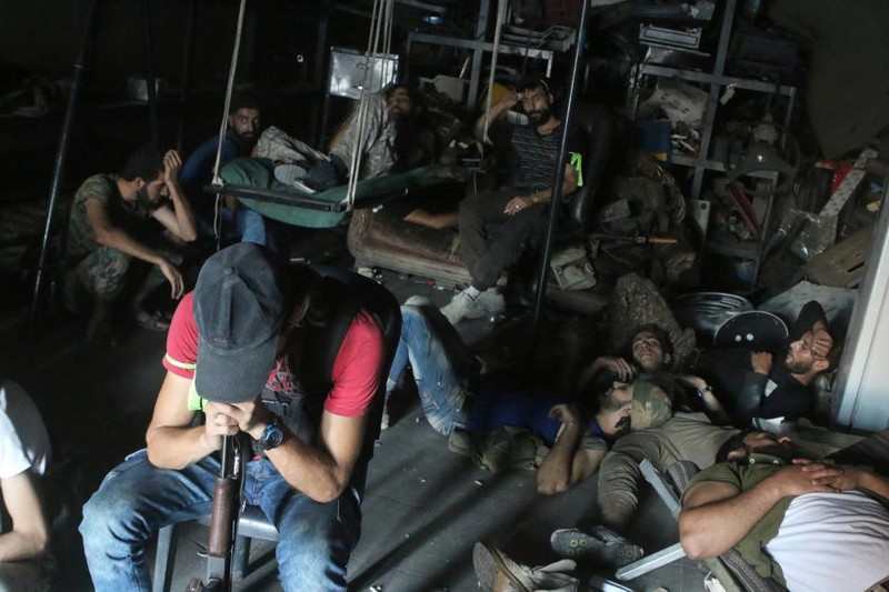 Canh quan doi Syria giao tranh ac liet phe noi day tai Aleppo-Hinh-11