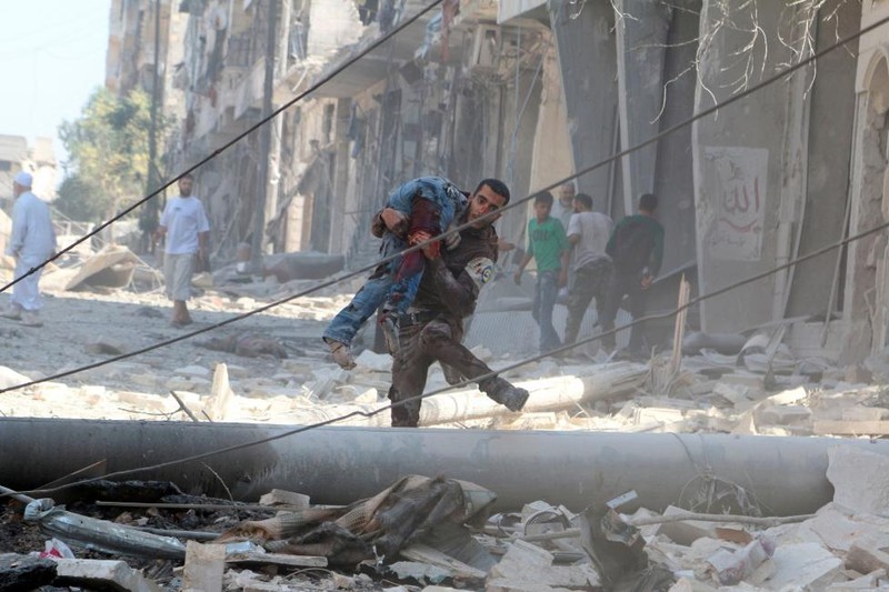 Canh quan doi Syria giao tranh ac liet phe noi day tai Aleppo-Hinh-12