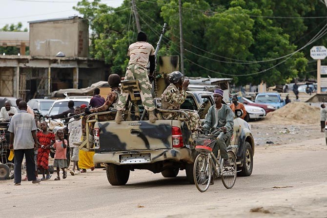 Cuoc song nguoi dan Nigeria khon kho vi khung bo Boko Haram