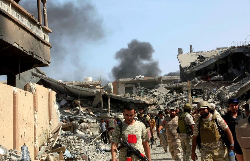 Libya danh duoi phien quan IS cuoi cung khoi thanh pho Sirte-Hinh-6