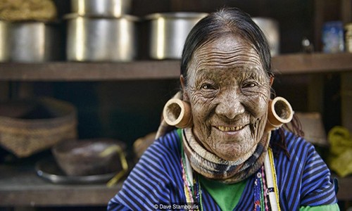 Huyen thoai nhung nguoi dan ba “mat ho” o Myanmar-Hinh-4