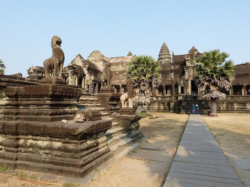 Kham pha ve dep quan the Angkor noi tieng o Campuchia-Hinh-8
