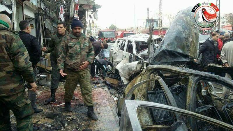 Hien truong danh bom rung chuyen Aleppo, 110 nguoi thuong vong-Hinh-2
