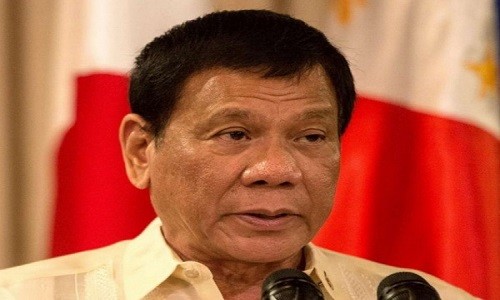 Ong Duterte ra tuyen bo trong ngay Philippines giu ghe Chu tich ASEAN