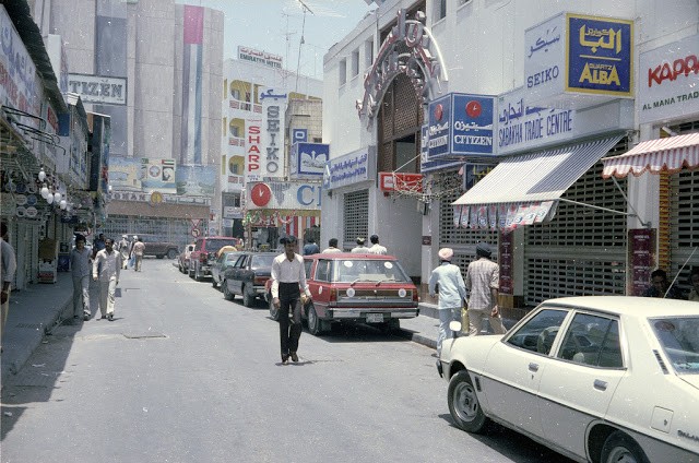 Kham pha cuoc song o Dubai hoi thap nien 1980-Hinh-6