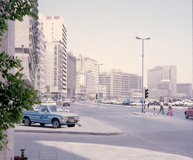 Kham pha cuoc song o Dubai hoi thap nien 1980-Hinh-7