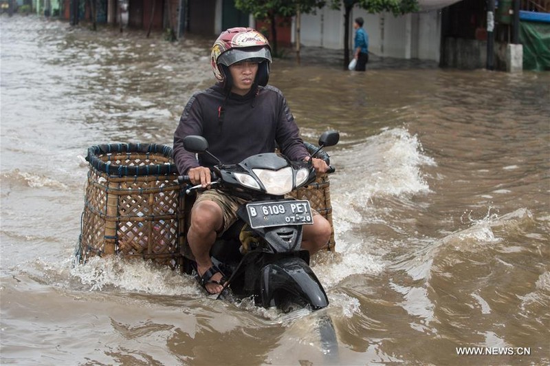 Canh ngap lut nghiem trong o thu do Jakarta-Hinh-7