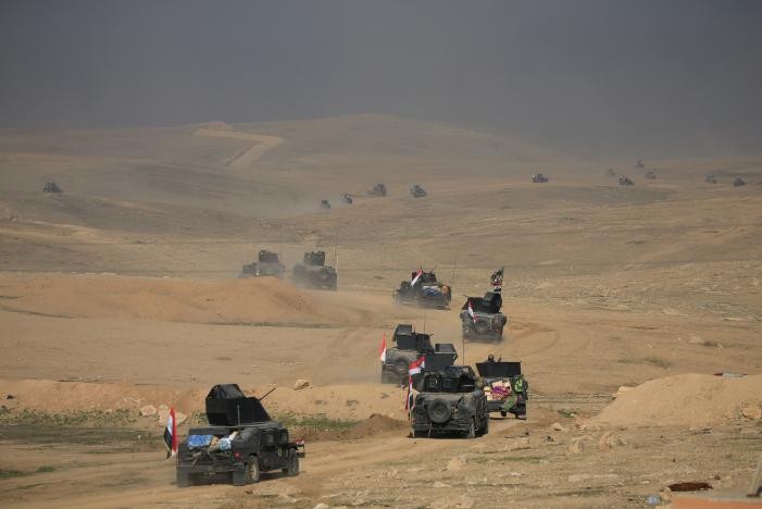 Anh: Luc luong Iraq giai phong san bay Mosul khoi IS-Hinh-10