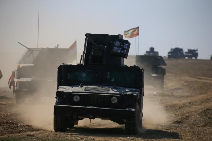Anh: Luc luong Iraq giai phong san bay Mosul khoi IS-Hinh-8