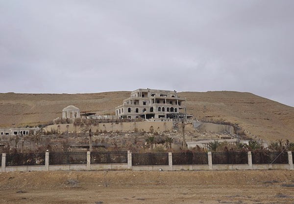 Ben trong thanh pho co Palmyra moi giai phong khoi IS-Hinh-3