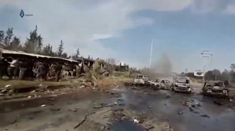 Hien truong kinh hoang danh bom xe cho nguoi so tan o Syria
