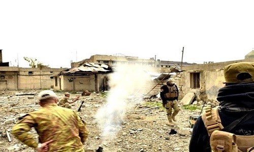 Quan doi Iraq giao tranh ac liet voi IS o Thanh co Mosul-Hinh-3