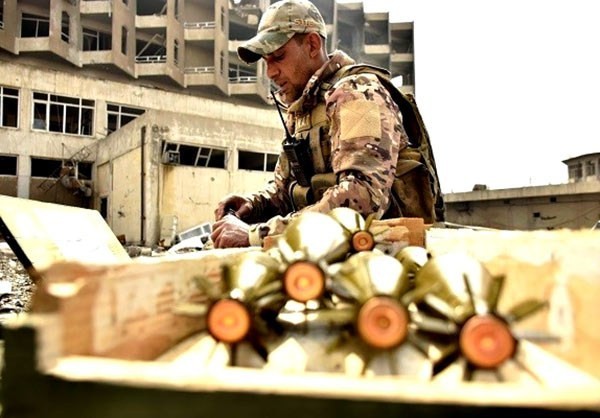 Quan doi Iraq giao tranh ac liet voi IS o Thanh co Mosul-Hinh-4