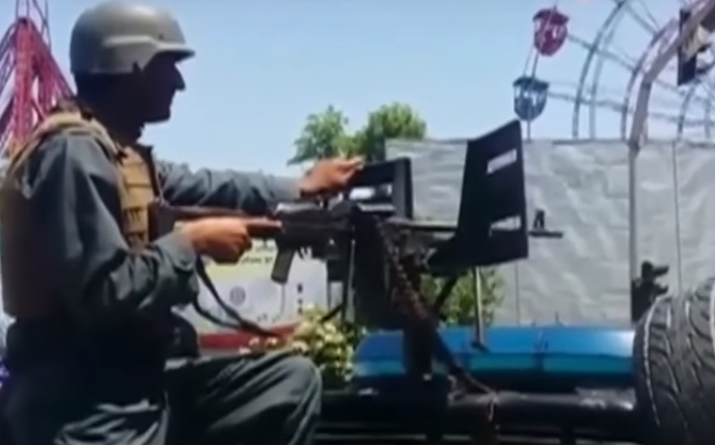 Hien truong kinh hoang danh bom Dai truyen hinh quoc gia Afghanistan-Hinh-8