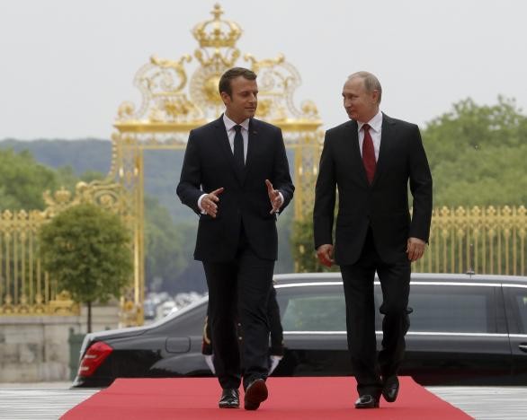 Loat anh an tuong cuoc gap Tong thong Putin-Macron-Hinh-2