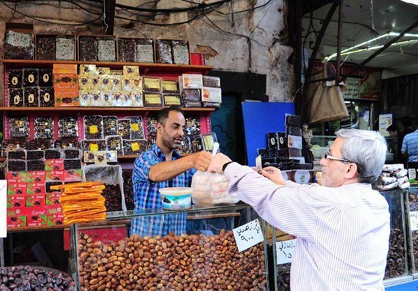 Canh mua sam o Damascus cho thang an chay Ramadan-Hinh-2