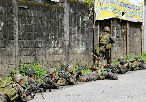 Chum anh Quan doi Philippines truy lung khung bo o Marawi-Hinh-12