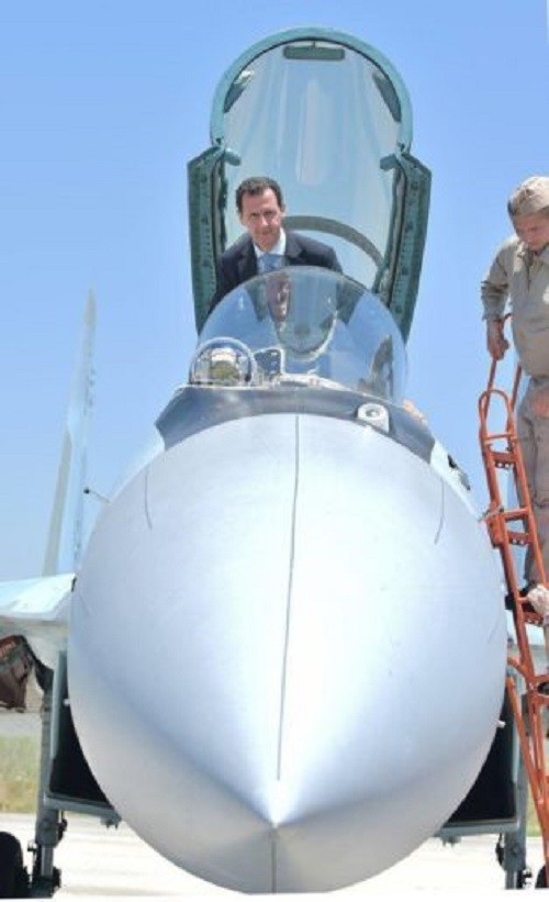 Anh: Tong thong Assad tham can cu khong quan cua Nga o Syria-Hinh-10