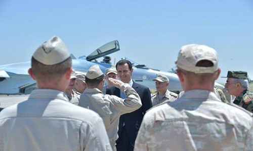 Anh: Tong thong Assad tham can cu khong quan cua Nga o Syria