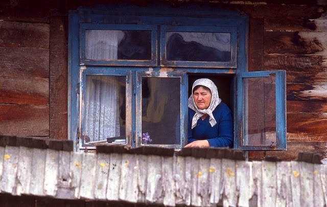 Kham pha cuoc song binh di o Romania thap nien 1980-Hinh-4