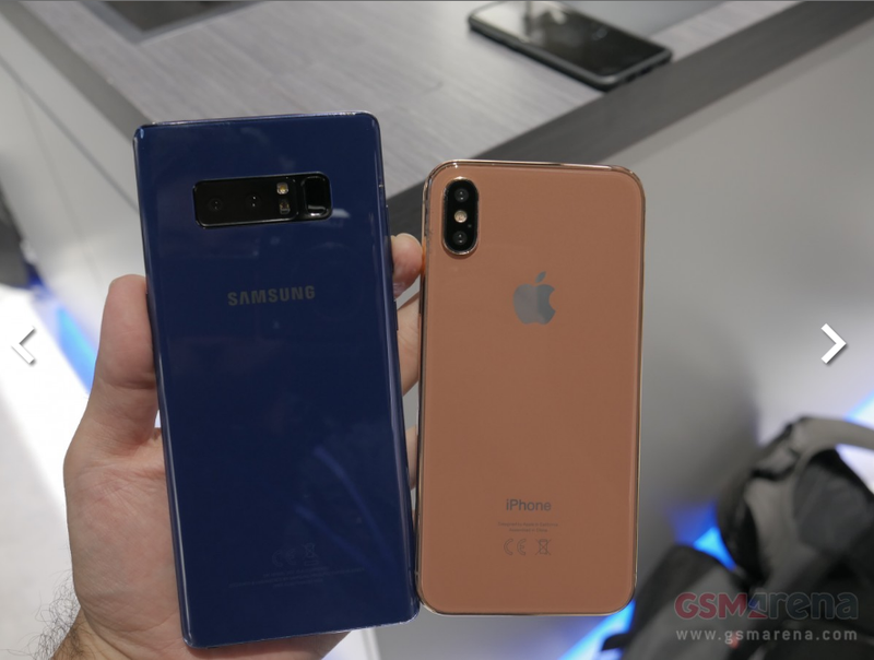 Mo hinh iPhone 8 do dang ben Galaxy Note 8-Hinh-3