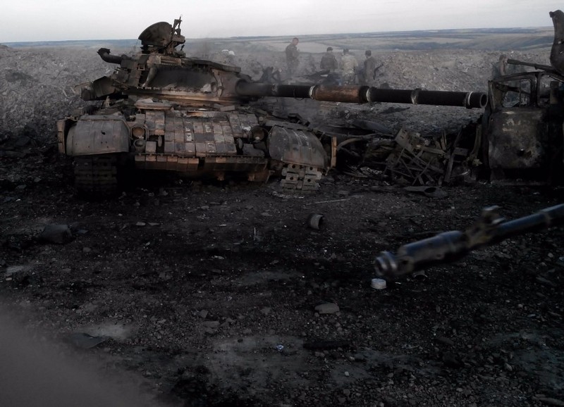 Hai hung “nghia dia xe tang” Ukraine o Donbass-Hinh-13