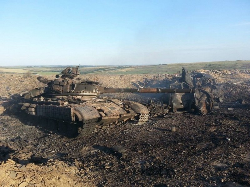 Hai hung “nghia dia xe tang” Ukraine o Donbass-Hinh-15