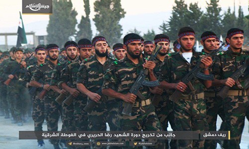 Anh: Phien quan Jaysh al-Islam pho truong suc manh o Damascus-Hinh-14