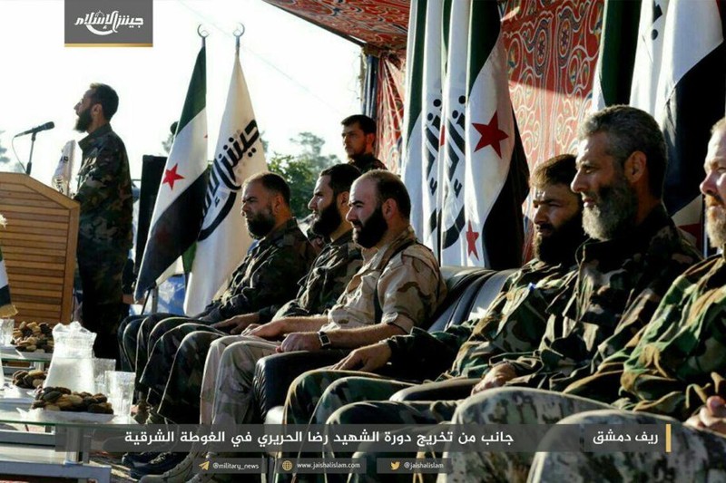 Anh: Phien quan Jaysh al-Islam pho truong suc manh o Damascus-Hinh-3