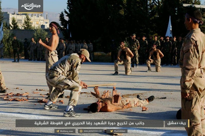 Anh: Phien quan Jaysh al-Islam pho truong suc manh o Damascus-Hinh-5