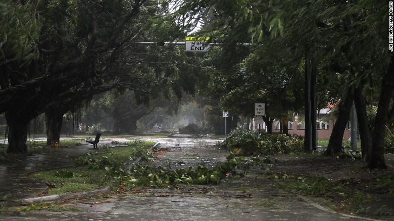 Kinh hoang sieu bao Irma tan pha bang Florida-Hinh-11