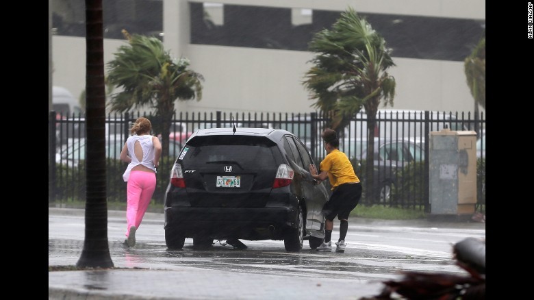 Kinh hoang sieu bao Irma tan pha bang Florida-Hinh-7